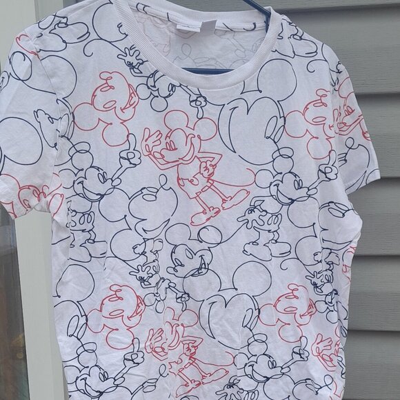 Disney Womens M Vintage Mickey Mouse Print white t-shirt  EUC - Picture 1 of 7